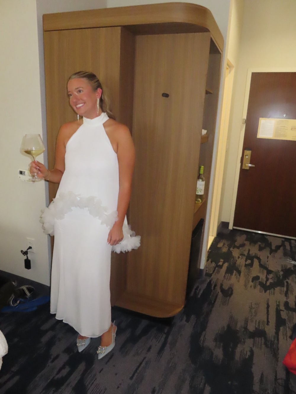 Elliatt Poppy Cape Gown in White - Picture 2 of 3